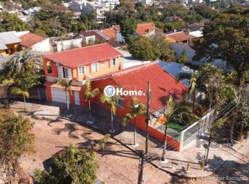 Casa · 197m² · 3 Quartos · 4 Vagas · Casa à venda - em Teresópolis