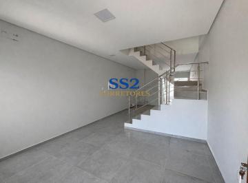 Casa · 123m² · 3 Quartos · 2 Vagas · Sobrado Novo no Bairro Escola Agrícola