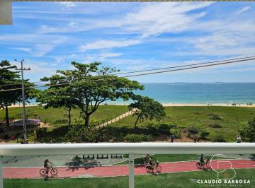 Apartamento · 80m² · 2 Quartos · 1 Vaga · Lindo Apartamento com 02 Quartos´suíte, frente para o mar na Praia da Costa!