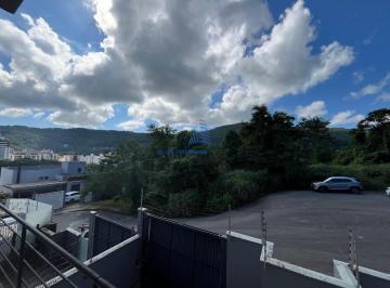 Casa · 177m² · 3 Quartos · 2 Vagas · Casa em Córrego Grande, 3 suítes, energia solar, cisterna, 2 vaga de garagem, Florianópolis/SC