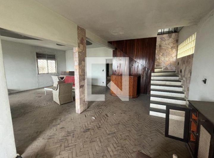 Foto do imóvel - Compra casa no Jardim Guanabara: 5 quartos, 1 suíte