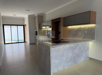 Casa · 151m² · 3 Quartos · 2 Vagas · Casa Moderna com 3 Suites e Piscina – Condominio Fechado