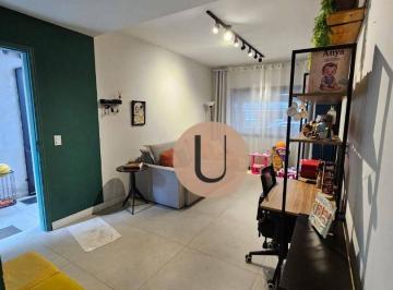 51f7e57b20c31dc8ceb3bf0116c44410fd1f3cb7 · Sobrado reformado 2 dorm, 2 vagas no Brooklin