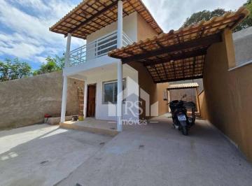 28a5b3af97dbf9c6bf2228af8d3da92982f80e96 · Casa com 2 dormitórios à venda, 106 m² por R$ 300.000,00 - Bambuí - Maricá/RJ