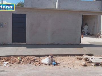 1bc32c70e2e1db7063f3ccb4f8655bb9110e9423 · Casa com 2 dormitórios à venda, 110 m² por R$ 250.000,00 - Estancia Chacaras Itapema  - Caldas Novas