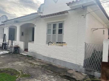 b52b5f7d6512370d04862e65bef9fc2f114b8ce9 · Casa linear,02 quartos, em Condomínio