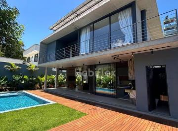 196cda273471f02efe98e9eb88305a6525365def · Casa com 5 dormitórios à venda - Campeche - Florianópolis/SC