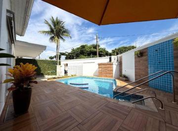 fe00344b94e4e21dd3cc7e42acabd8d86b87c7c3 · Casa com 3 dormitórios à venda, 214 m² por R$ 1.500.000,00 - Praia de Pernambuco - Guarujá/SP