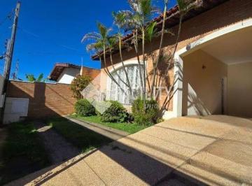 0 · casa à venda em Jardim do Trevo