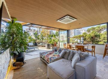 22-Sinimbu 28_AP401 (Beatriz).jpg · Cobertura, 3 dormitórios, 203 m², em Petrópolis