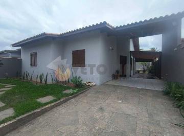 Casa de 3 quartos, Caraguatatuba · Casa com 3 quartos SENDO 1 SUÍTE e 360 m² à venda em Jardim Britânia