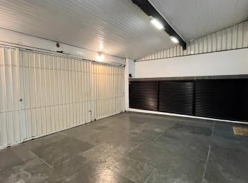 Comercial · 137m² · 2 Vagas · Casa comercial na Rua Barão de Campos Gerais, N. 727 • 137 m²