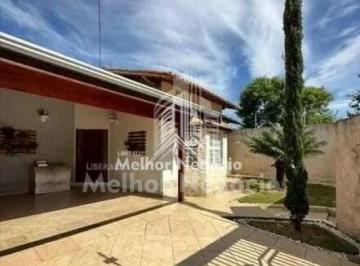 Casa · 157m² · 3 Quartos · 3 Vagas · Casa à Venda com 03 dormitórios (quartos) amplos sendo 02 deles suítes, no bairro Jardim América, em