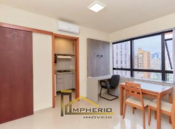 Foto 01 · Apartamento à venda no Centro de Curitiba-PR: 1 quarto, 1 banheiro, 33,00 m² de área.