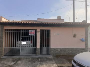 Foto 01 · Casa à venda em Resende-RJ, bairro Morada do Contorno: 2 quartos, 1 sala, 1 banheiro, 2 vagas de gar