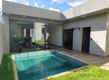 Casa de 3 quartos, Brasília · Casa c/ Piscina Alpha Park | 3 Suítes | 4 Vagas | Guará II