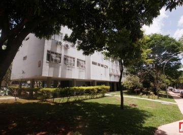Apartamento de 2 quartos, Brasília · Apartamento com 52 m² e 2 quartos na 407, Asa Norte - PRÉDIO COM ELEVADOR!