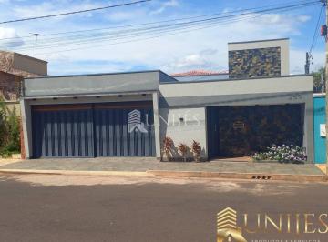 Casa · 520m² · 4 Quartos · 3 Vagas · Casa Alto Padrão a Venda no Batuque