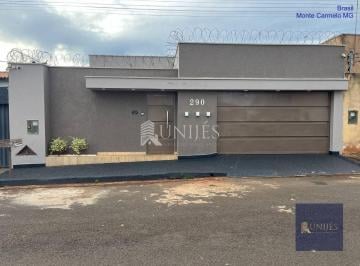 Casa · 185m² · 3 Quartos · 3 Vagas · Casa com 3 quartos e suíte com closet a venda Bairro Bounganville