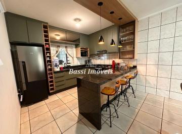 Casa · 140m² · 2 Quartos · Casa à venda em Mogi Guaçu-SP, bairro Loteamento Parque Real Guaçu, 2 quartos, 140m² de área.