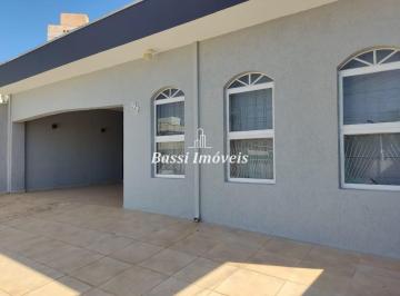 Casa · 260m² · 3 Quartos · 2 Vagas · Casa à venda em Mogi Mirim-SP, Parque do Estado II. 3 quartos, 1 suíte, 2 salas, 2 banheiros, 2 vaga