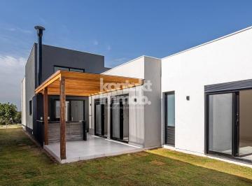 Casa · 199m² · 3 Quartos · 2 Vagas · Casa de condomínio - Térrea com 3 quartos à Venda, Alphaville Castello - Itu