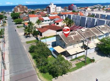 Casa · 3 Quartos · 2 Vagas · Sobrado a 2 Quadras do Mar