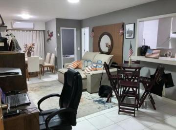Apartamento · 81m² · 1 Quarto · 1 Vaga · PRAIA DOS CAVALEIROS - APARTAMENTO DE LUXO COM VISTA PARA O MAR!