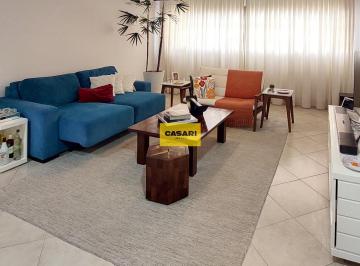 Casa · 250m² · 3 Quartos · 4 Vagas · Sobrado à Venda no Nova Petrópolis em São Bernardo do Campo