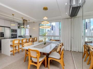 Apartamento · 142m² · 4 Quartos · 3 Vagas · Apartamento à venda no Centro em Balneário Camboriú.