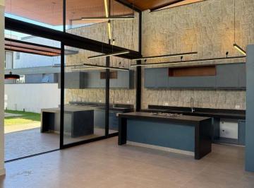 Casa · 329m² · 4 Quartos · 4 Vagas · Jd. do Golfe - Casa Térrea com 4 Suítes, Piscina, Sauna e Área Gourmet