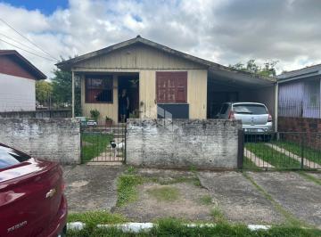 Casa · 80m² · 2 Quartos · 1 Vaga · Casa com 80 m2, 2 quartos e vaga de garagem coberta no Bairro Canudos - Novo Hamburgo RS