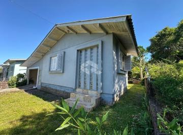 Casa · 107m² · 3 Quartos · 2 Vagas · Casa com três dormitórios no bairro Indurtrial