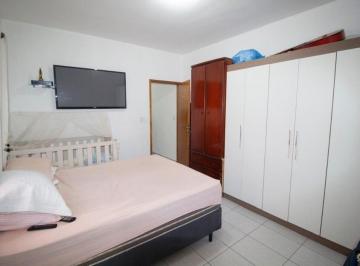 Casa · 161m² · 3 Quartos · Imperdível! Casa à venda em Osasco-SP, bairro Jaguaribe, 3 quartos, 1 banheiro, 161,60m².