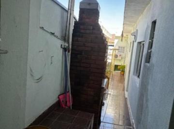 Casa · 205m² · 3 Quartos · 2 Vagas · Casa à venda em Osasco-SP, Bela Vista: 3 quartos, 2 banheiros, 2 vagas, 205m²!