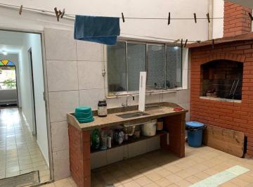 Casa · 220m² · 3 Quartos · 2 Vagas · Imperdível! Casa para venda na Vila Yolanda, Osasco-SP: 3 quartos, 1 suíte, 3 banheiros, 2 vagas, 2