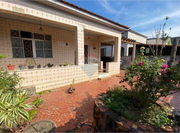 Casa · 151m² · 2 Quartos · 3 Vagas · Casa Linear à Venda em Campo Grande RJ – Terreno Amplo na Rua Coloninha