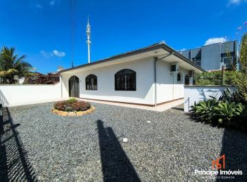 Casa · 158m² · 3 Quartos · 2 Vagas · Casa com 3 quartos no Iririú em Joinville