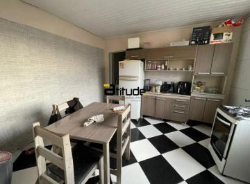 Casa · 250m² · 4 Quartos · 2 Vagas · OPORTUNIDADE: 2 CASAS NO JARDIM SANTO ANTÔNIO PELO PREÇO DE UMA