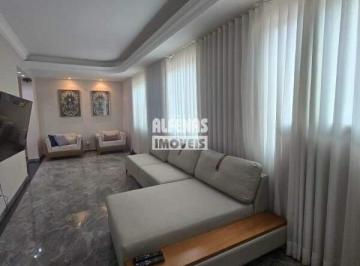 Casa · 2857m² · 4 Quartos · 10 Vagas · Condomínio Hibisco – Tranquilidade, Lazer e Ótima Localização