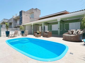 Casa · 150m² · 3 Quartos · 4 Vagas · Casa em Balneário Brejatuba - Guaratuba, PR