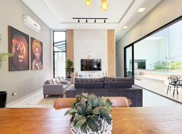 Casa · 207m² · 3 Quartos · 2 Vagas · Casa Temporada em Piçarras - Guaratuba, PR
