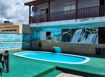 Casa · 134m² · 6 Quartos · 5 Vagas · Casa à Venda a150m da Praia do Sonho - Terreno Amplo com Piscina e Edícula Completa