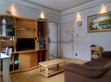 Apartamento · 67m² · 2 Quartos · Apartamento à venda de 67m², 2 dormitórios, próximo ao metrô Vila Mariana.
