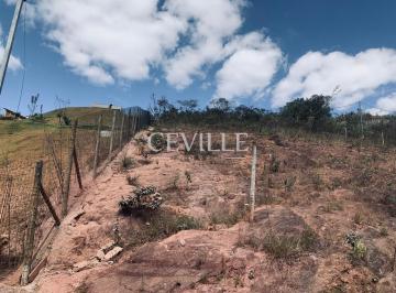 04 · Um endereço raro para viver com exclusividade