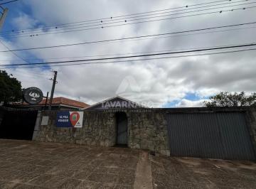 Casa · 453m² · 3 Quartos · 2 Vagas · imóvel Dom Geraldo Pellanda