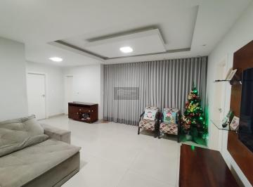 Casa · 250m² · 3 Quartos · 5 Vagas · Casa em Lote de 500 m² – 3 Quartos com Suíte e Hidromassagem – Bairro Jardim Encantado – São José da