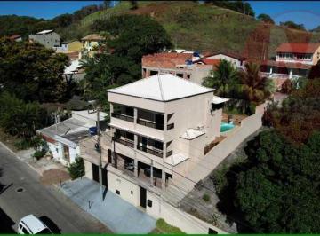 Casa · 255m² · 4 Quartos · 3 Vagas · Linda casa duplex com piscina
