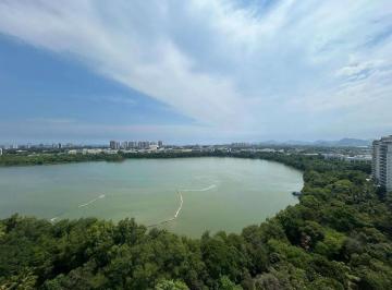 Apartamento · 241m² · 4 Quartos · 3 Vagas ·
Apartamento para locação com 4 quartos em Barra da Tijuca com 241m²