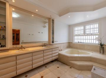 IMG_20260619_002925_000.jpeg · Aconchegante casa em condomínio para venda e locação com 4 quartos, sendo 4 suítes, 735m² - sandraca